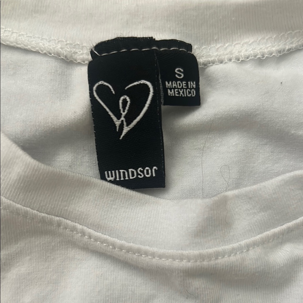 Windsor White and Green Graphic Short Sleeve Tee - Picture 2 of 2